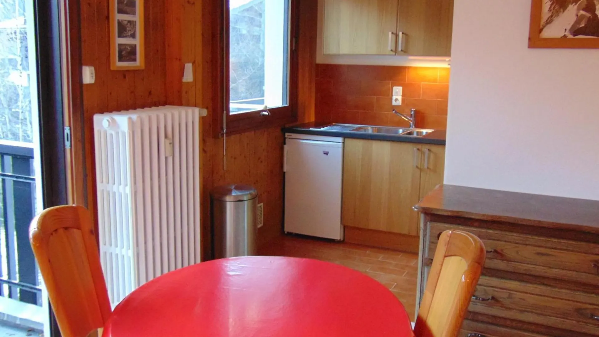 Studio Chamonix - Animaux Admis, Parking, Balcon - Fr-1-517-27 France